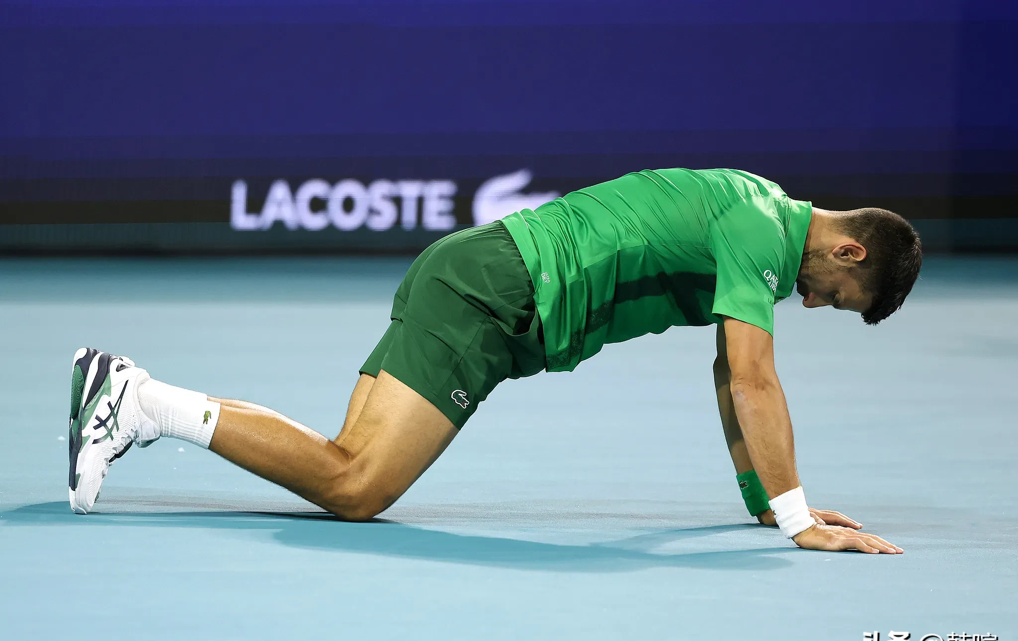 ATP总决赛险胜蒙特卡洛大师赛，德约科维奇扛起全队