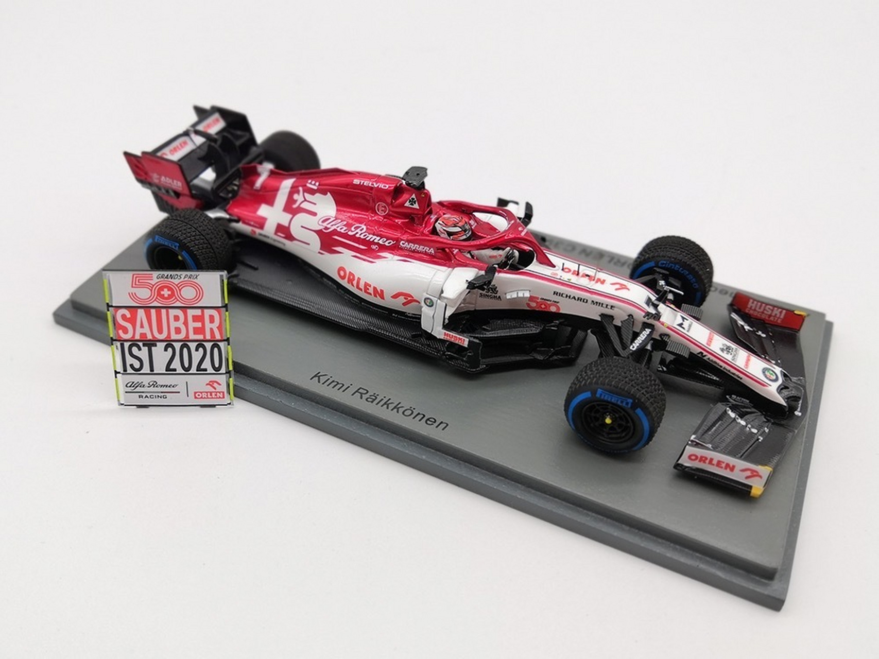 索伯车队碾压梅赛德斯,皮亚斯特里扛起全队 索伯车队碾压梅赛德斯,皮亚斯特里扛起全队