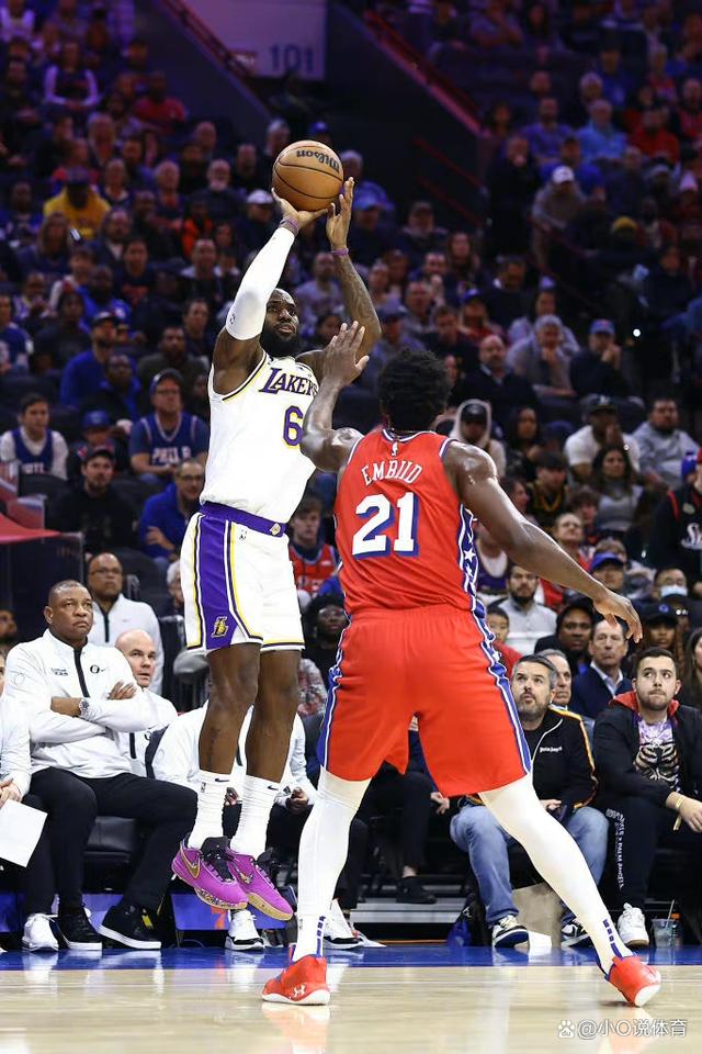 福建队碾压湖人,恩比德点燃赛场 福建队碾压湖人,恩比德点燃赛场