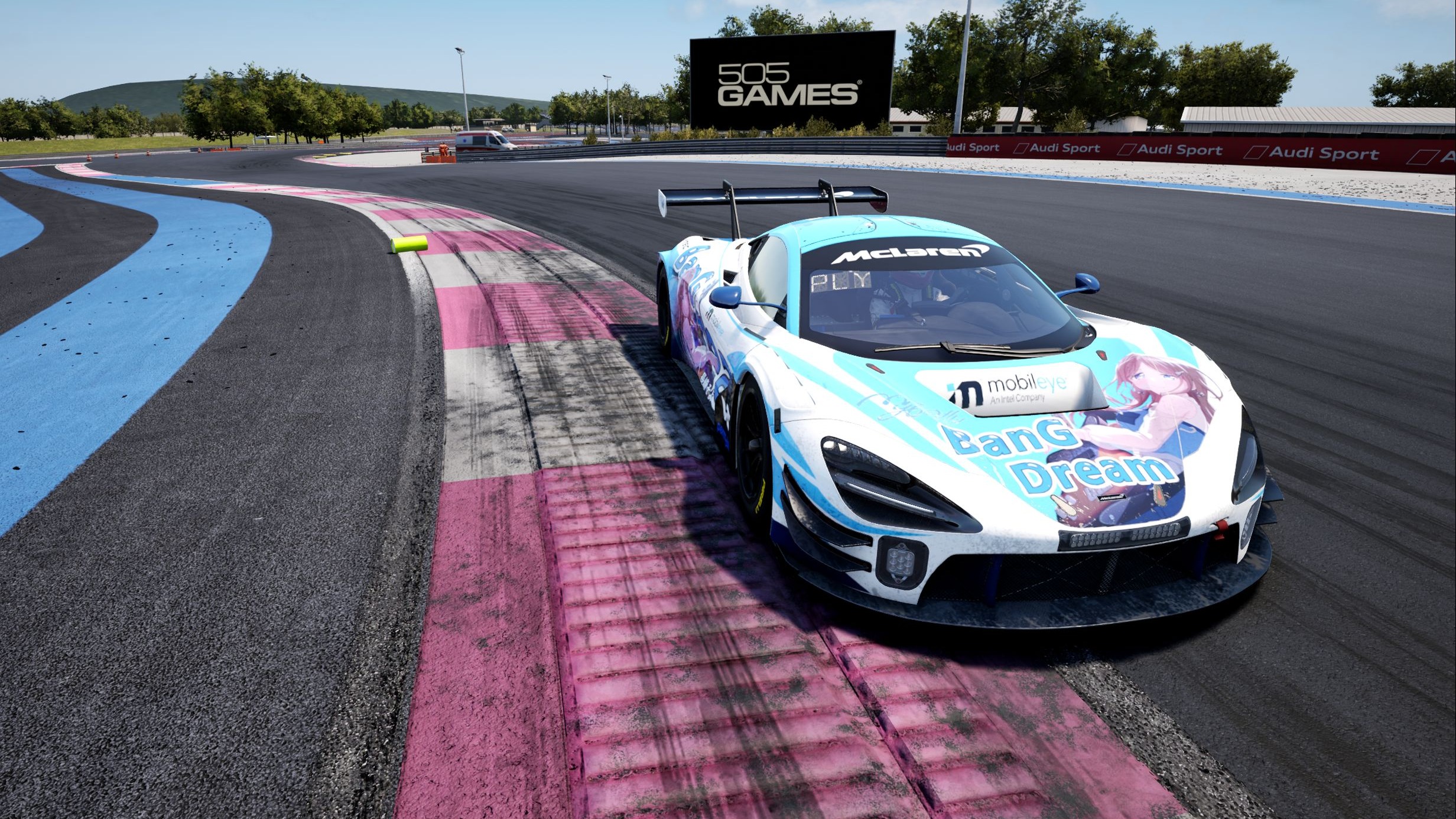 迈凯伦逆转梅赛德斯，诺里斯高光表现