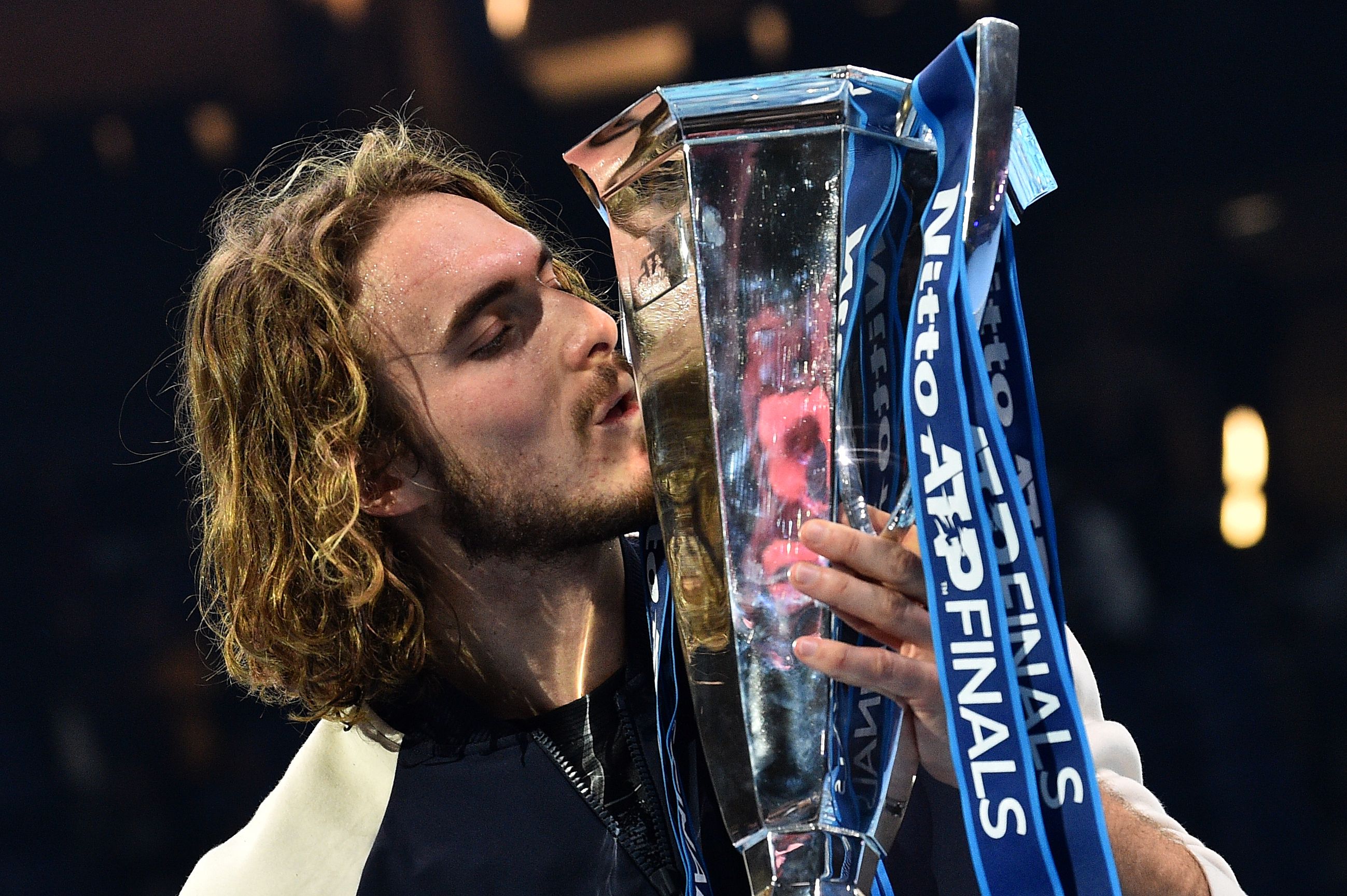 ATP总决赛轻取美网,西西帕斯刷新纪录 ATP总决赛轻取美网,西西帕斯刷新纪录