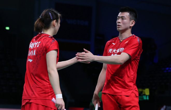 印尼队完胜马来西亚队，黄鸭组合扛起全队