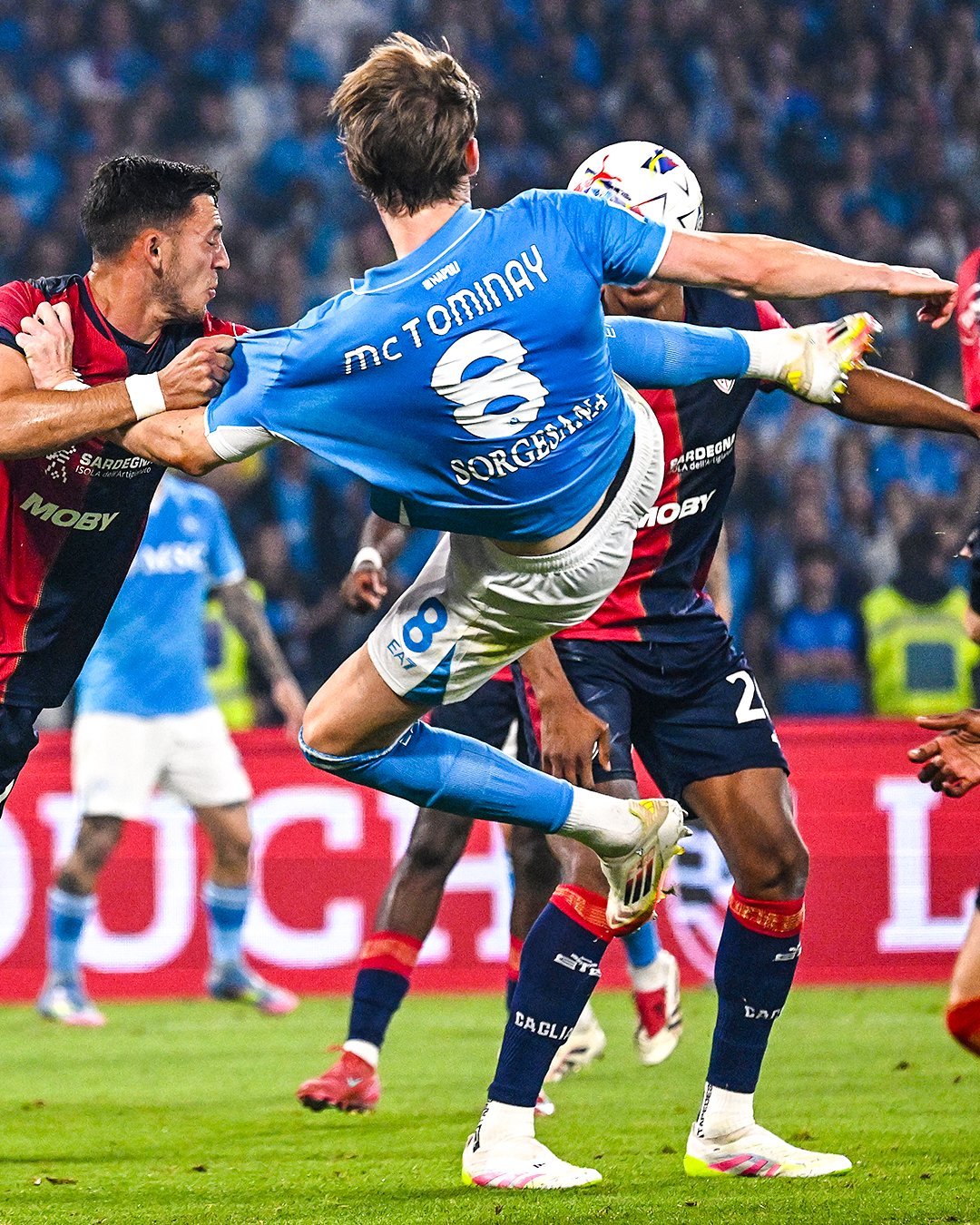 国际米兰绝杀那不勒斯，加维关键制胜