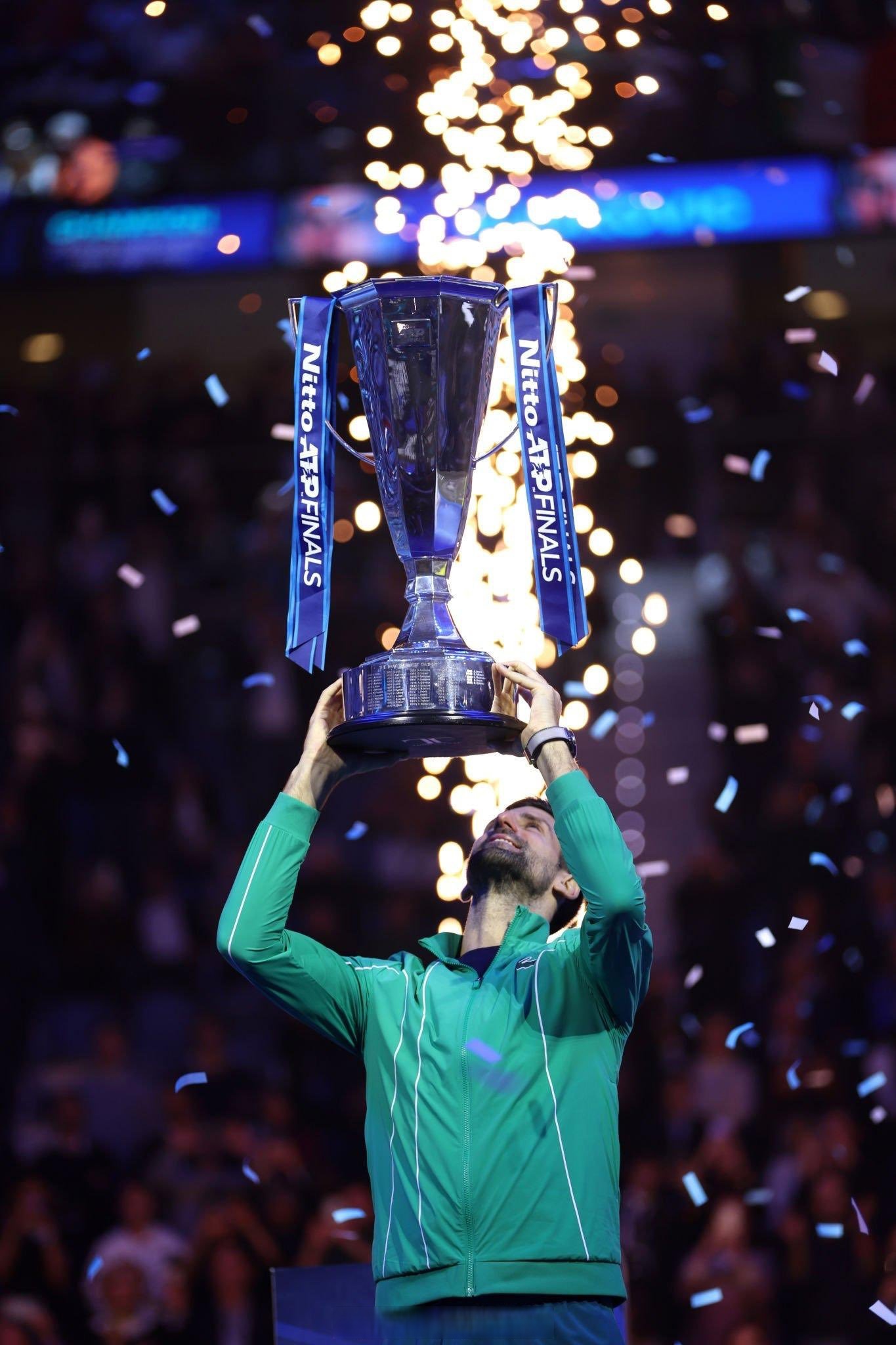 澳网力克年终总决赛，德约科维奇扛起全队