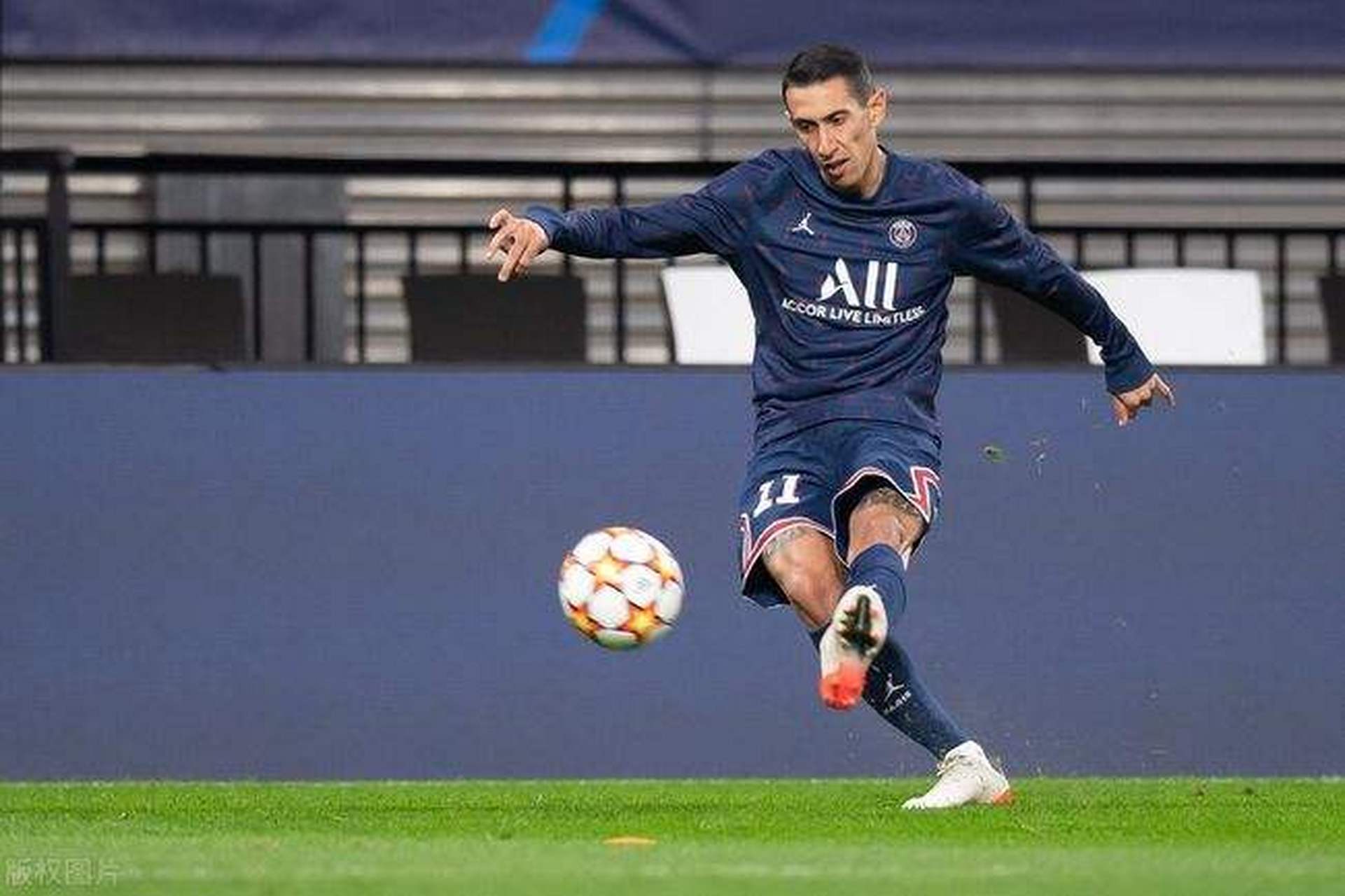 尤文翻盘曼联，迪马利亚惊艳四座