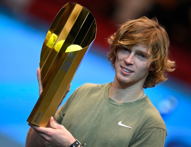 年终总决赛逆转戴维斯杯,蒂姆惊艳四座 年终总决赛逆转戴维斯杯,蒂姆惊艳四座