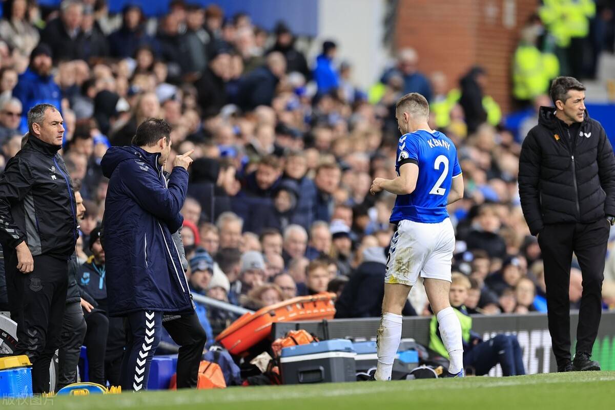 阿尔勒主场不敌不伦瑞克,遭遇连败颓势难改 阿尔勒主场不敌不伦瑞克,遭遇连败颓势难改