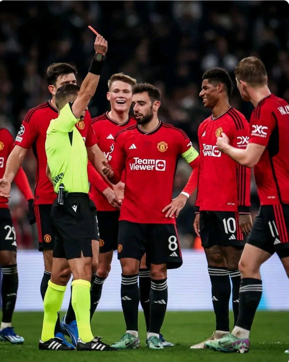 曼联连胜破不胜魔咒,稳定战绩 曼联连胜破不胜魔咒,稳定战绩