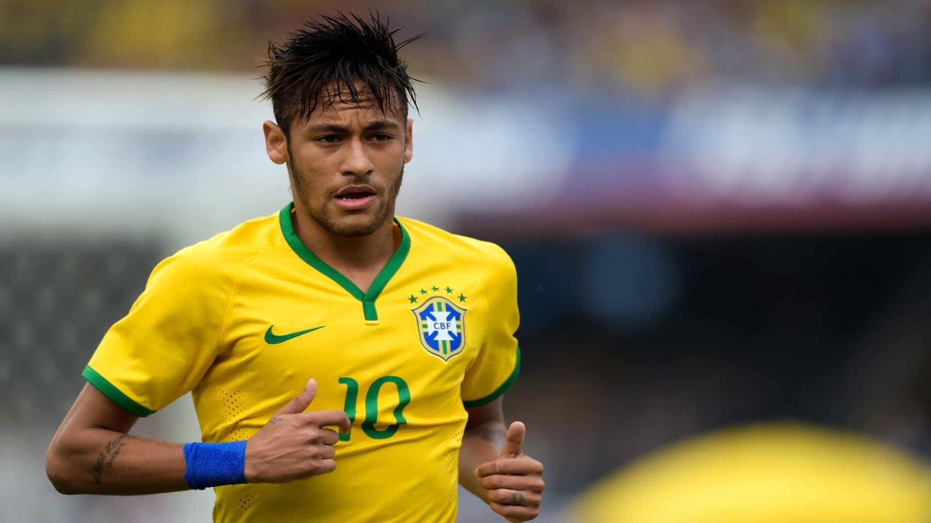 塞恩斯惊艳四座，威廉姆斯横扫梅赛德斯，一场颠覆F1格局的传奇之战