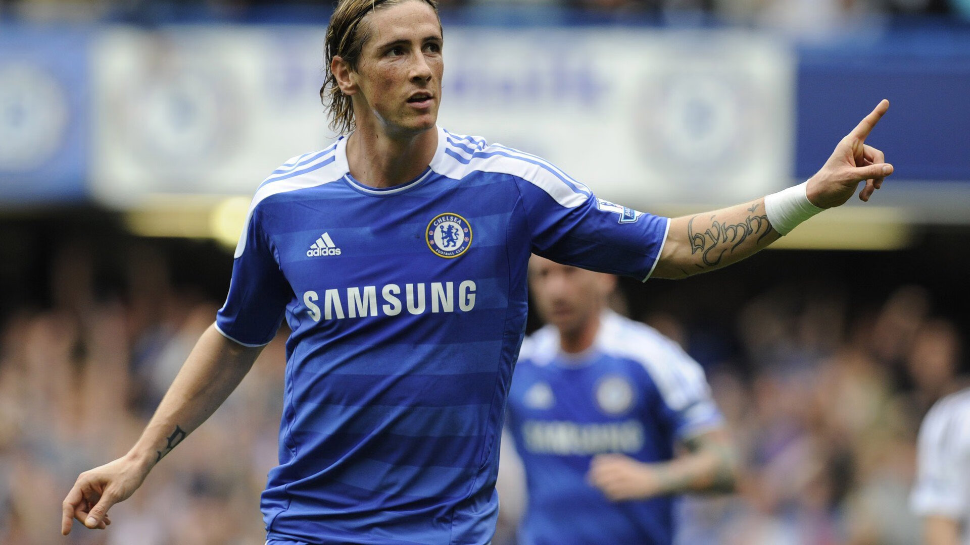 红魔绝境中的曙光，拉什福德高光闪耀，曼联险胜切尔西背后的战术与意志